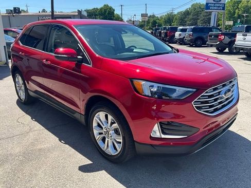 Used 2024 Ford Edge Titanium AWD/4WD image 4