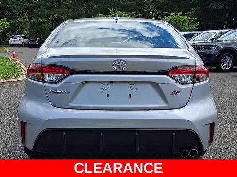 Used 2024 Toyota Corolla SE FWD image 5
