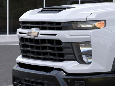 New 2026 Chevrolet Silverado 2500 Custom w/ Custom Value Package AWD/4WD image 13