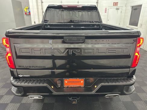 Used 2021 Chevrolet Silverado 1500 Custom Trail Boss w/ LPO, Dark Essentials Package AWD/4WD image 8