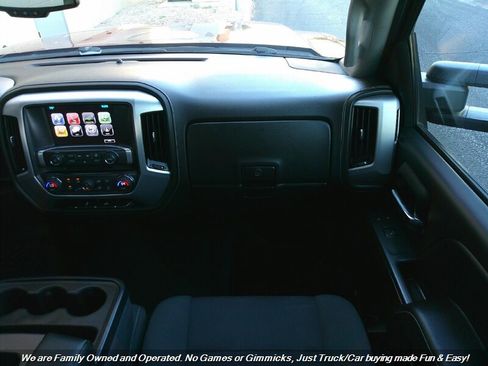 Used 2017 GMC Sierra 1500 SLE w/ SLE Value Package image 34