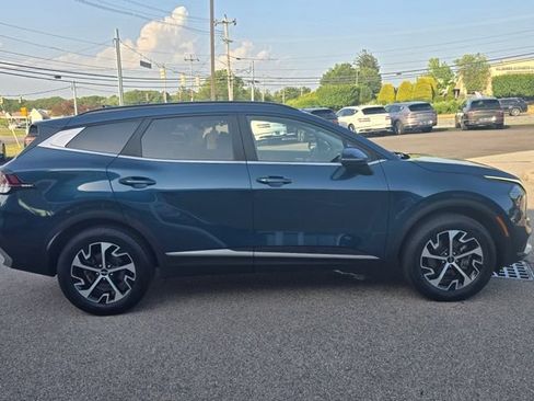 Used 2025 Kia Sportage EX w/ EX Premium Package AWD/4WD image 14