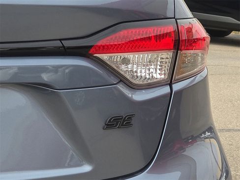 New 2026 Toyota Corolla SE image 12
