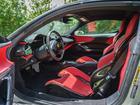 Used 2023 Ferrari SF90 Stradale AWD/4WD image 9