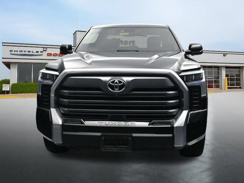 Used 2023 Toyota Tundra Limited AWD/4WD image 8
