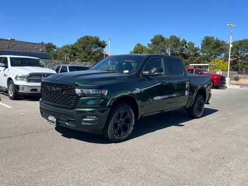 New 2026 RAM 1500 4x4 Crew Cab image 2