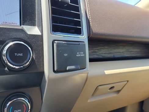 Used 2020 Ford F150 Lariat AWD/4WD image 24