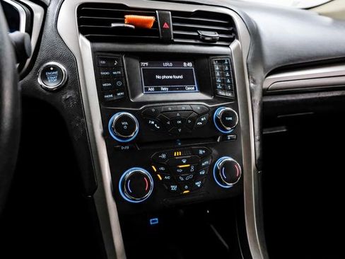 Used 2018 Ford Fusion S image 31