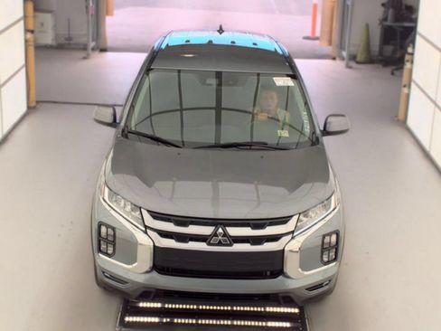 Used 2024 Mitsubishi Outlander Sport SE AWD/4WD image 2