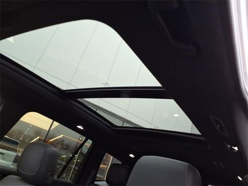 Certified 2025 Cadillac XT6 Premium Luxury w/ Technology Package image 15