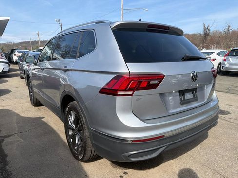 Used 2022 Volkswagen Tiguan SE AWD/4WD image 13