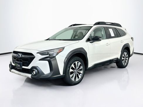 Used 2024 Subaru Outback Limited AWD/4WD image 3
