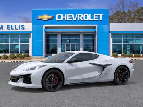 New 2025 Chevrolet Corvette Z06 RWD image 2