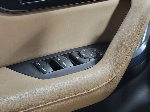 Certified 2022 Chevrolet Blazer Premier w/ Enhanced Convenience Package AWD/4WD image 24