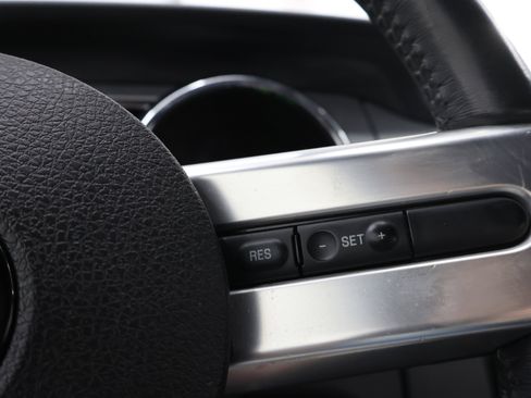 Used 2008 Ford Mustang GT RWD image 14