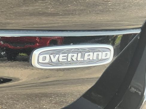 Used 2024 Jeep Grand Cherokee L Overland w/ Advanced Protech Group III AWD/4WD image 2