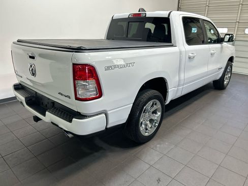 Used 2022 RAM 1500 Big Horn AWD/4WD image 3