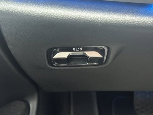 Certified 2025 Mercedes-Benz E 350 4MATIC Sedan image 31