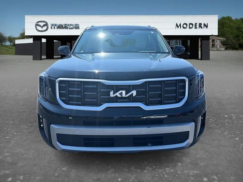 Used 2024 Kia Telluride S w/ S Sunroof Package FWD image 2