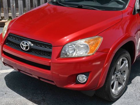 Used 2012 Toyota RAV4 Sport w/ Appearance Pkg AWD/4WD image 5