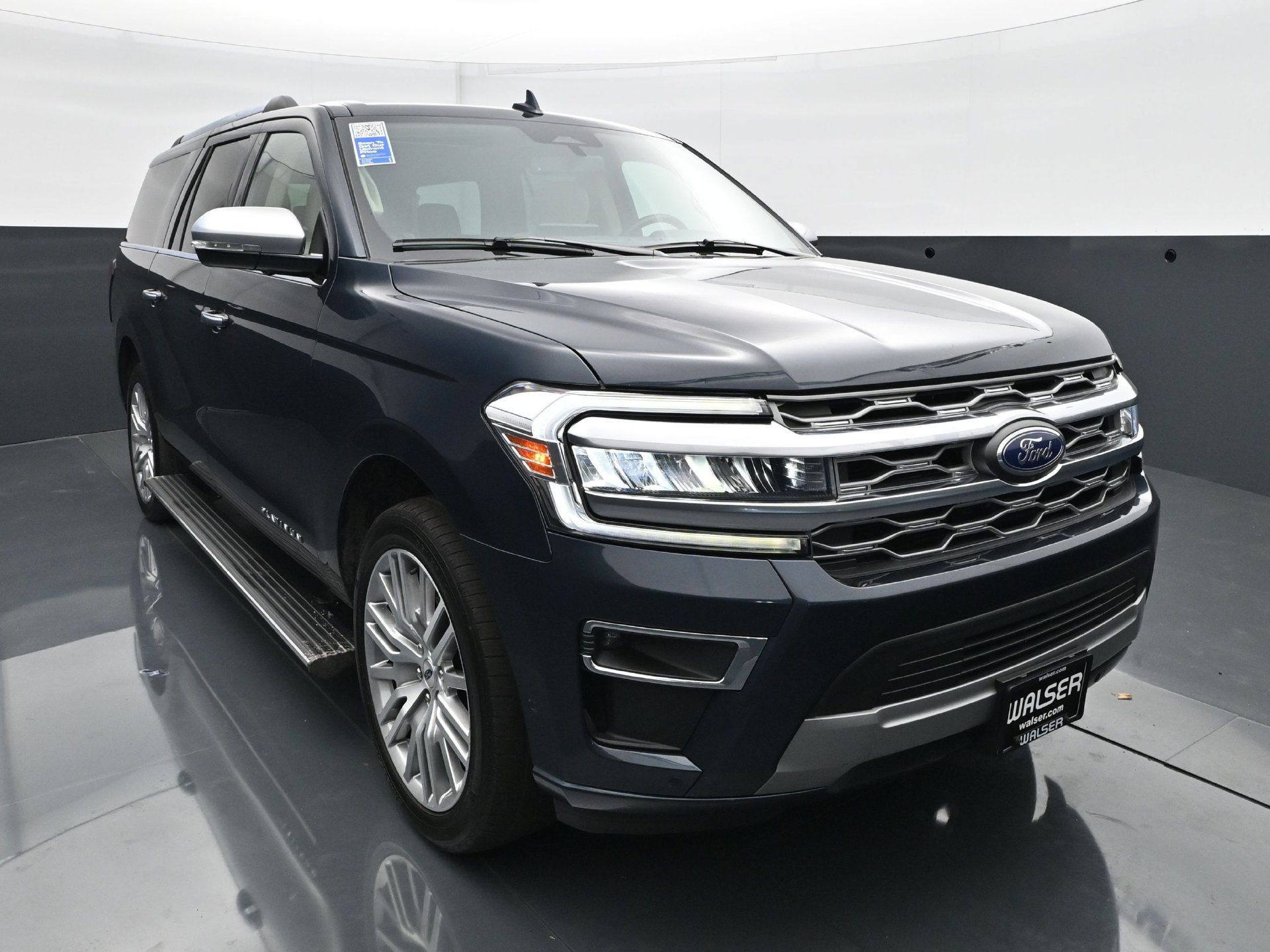 Used 2024 Ford Expedition Max Platinum AWD/4WD image 11