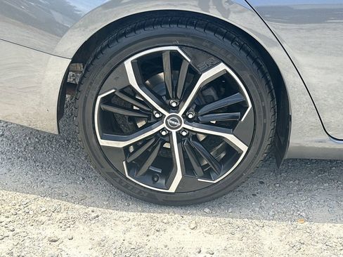 Used 2024 Nissan Altima 2.5 SR FWD image 18