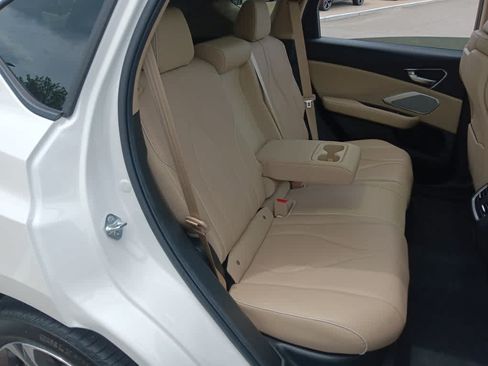Used 2023 Acura RDX AWD w/ Advance Package image 16