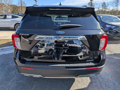 Certified 2023 Ford Explorer XLT w/ Equipment Group 202A image 5