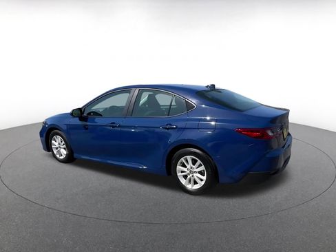 Used 2025 Toyota Camry LE FWD image 10