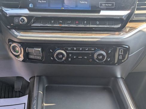 Used 2025 Chevrolet Silverado 2500 LT w/ Trail Boss Package AWD/4WD image 44