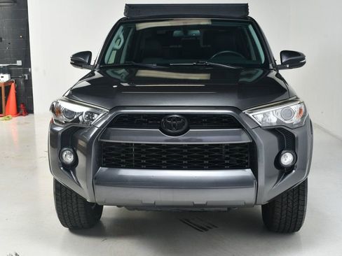 Used 2016 Toyota 4Runner SR5 Premium image 12