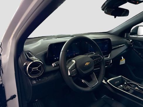 New 2026 Chevrolet Equinox LT w/ Convenience Package II image 10