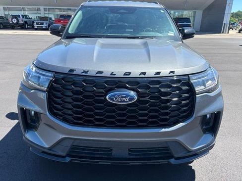 Used 2026 Ford Explorer ST-Line AWD/4WD image 10