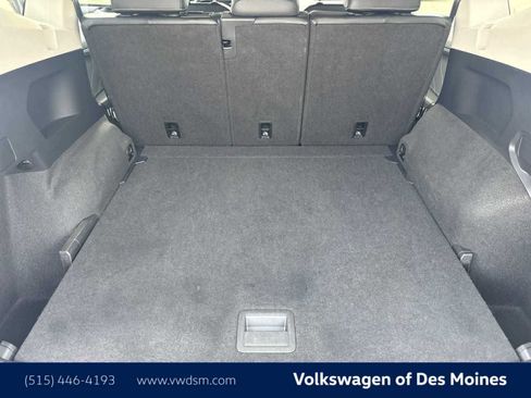 Certified 2024 Volkswagen Tiguan SE image 20