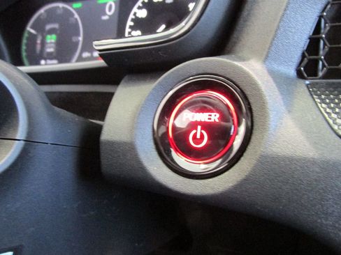 Used 2025 Honda CR-V Sport image 25