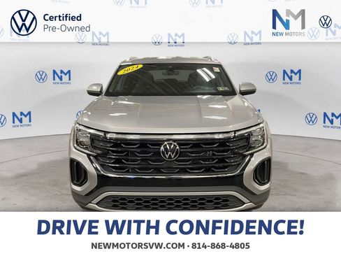 Used 2024 Volkswagen Atlas Cross Sport SE image 8