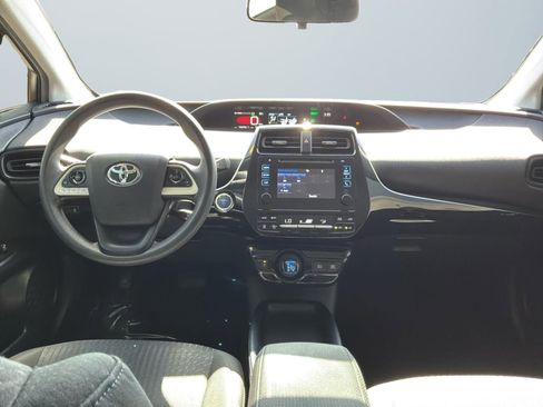 Used 2016 Toyota Prius Two FWD image 9