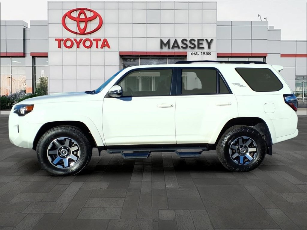 Used 2024 Toyota 4Runner TRD Off-Road Premium w/ Moonroof Package AWD/4WD image 6
