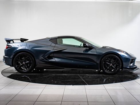 Used 2020 Chevrolet Corvette Stingray Premium Cpe w/ 3LT image 6
