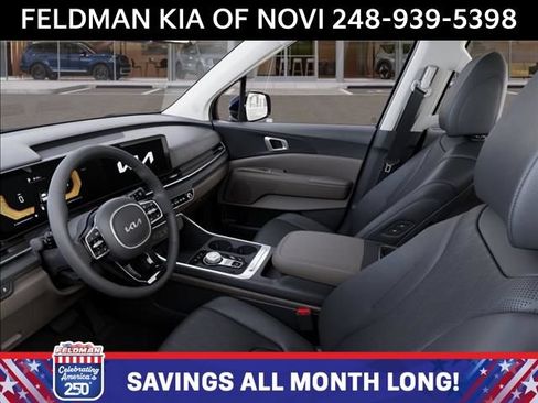 New 2026 Kia Carnival EX FWD image 17