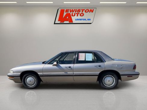 Used 1997 Buick Le Sabre Custom w/ Headliner Lighting Pkg FWD image 4