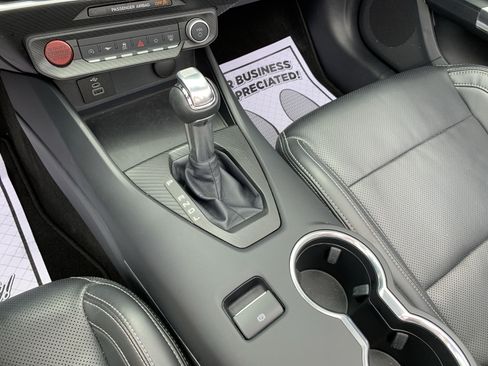 Used 2025 Ford Mustang Premium RWD image 31