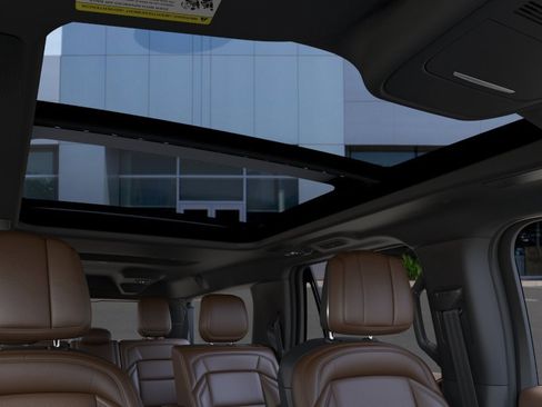 New 2026 Lincoln Navigator L Reserve AWD/4WD image 22