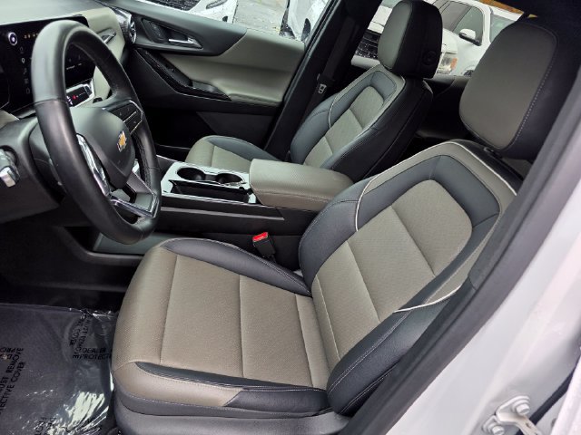 Used 2025 Chevrolet Equinox LT w/ Convenience Package II AWD/4WD image 23