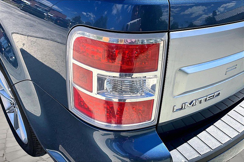 Used 2019 Ford Flex Limited w/ Equipment Group 301A FWD image 25