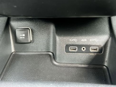 Used 2019 Dodge Durango GT image 31