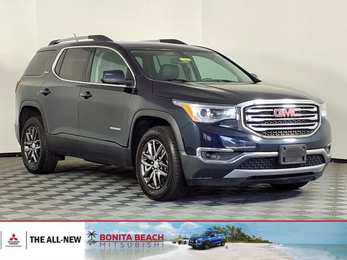 Used 2017 GMC Acadia SLT FWD image 1