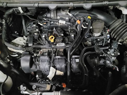 Used 2020 Ford Edge SE image 30