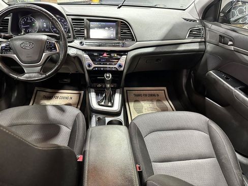 Used 2017 Hyundai Elantra Value Edition FWD image 26
