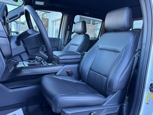 New 2025 Ford F150 Lariat w/ Equipment Group 502A High image 16